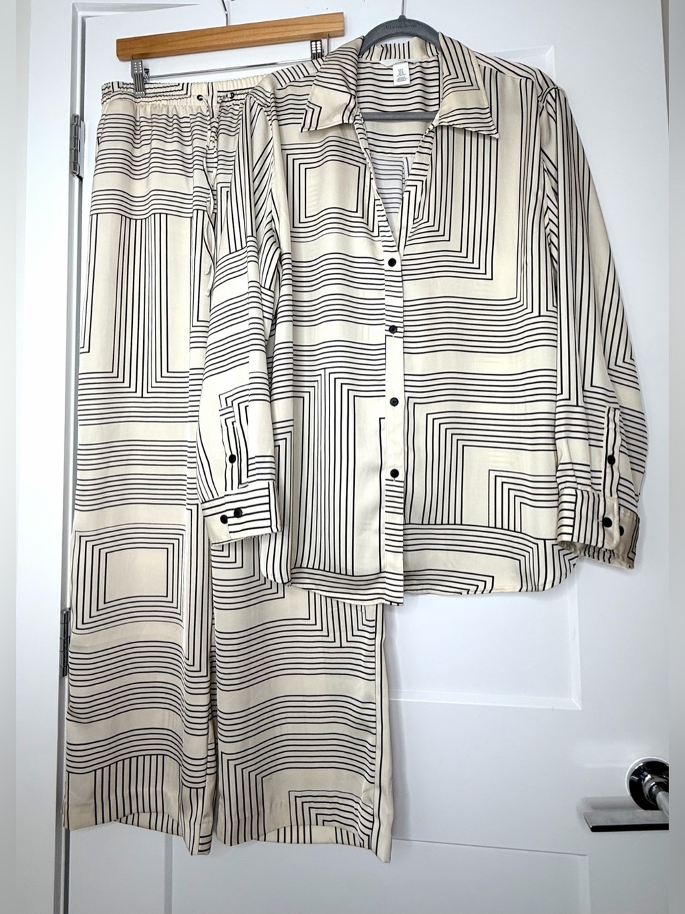H&M Ivory and Black Geometric Button-Down Shirt and Pants Set